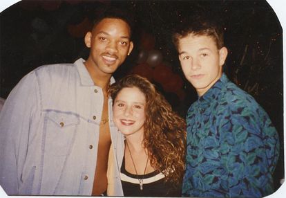 Stephen Dorff e Brian Austin Green com Moon Frye em uma das fotos que aparecem em ‘Kid 90’.